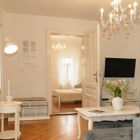 פוז'גה Goodlife Holiday House - Family & Friends מראה חיצוני תמונה