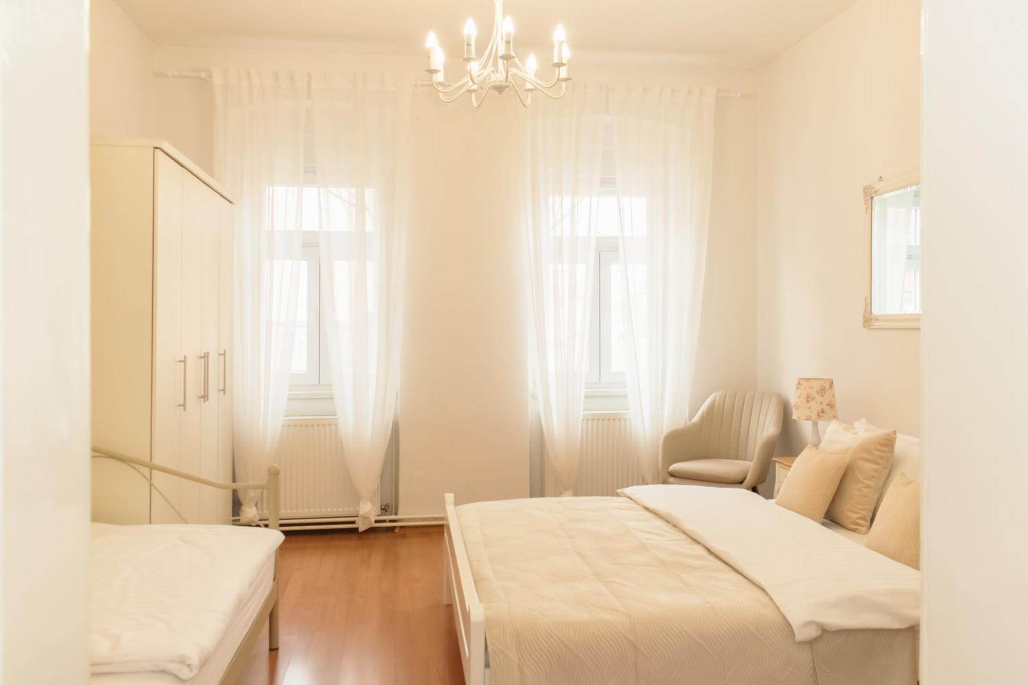 פוז'גה Goodlife Holiday House - Family & Friends מראה חיצוני תמונה